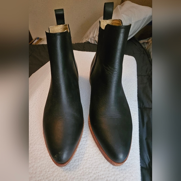 Black Leather Nisolo Chelsea Boots Sz 9 Like New - Picture 3 of 9